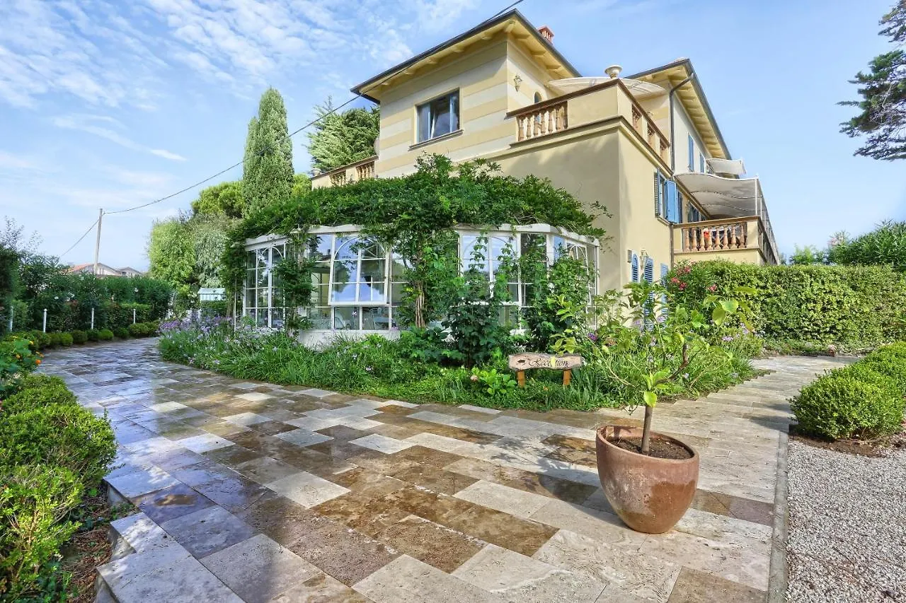*** Hotel apartamentowy Villa Mazzanta Relais & Residence Vada Włochy